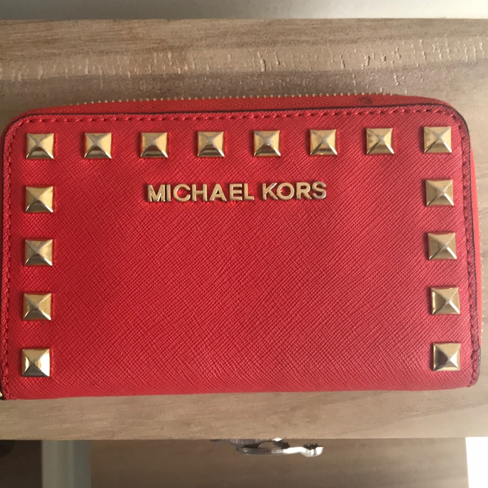 MK wallet
